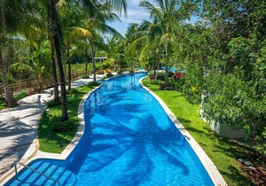 LUXURY Condo 2 Bedroom Beach Club, Spa, Golf, AMENITIES ABOUND