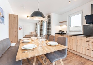 Luxury home with 3 balconies in city centre