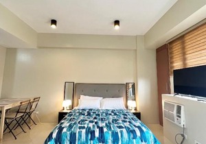 Luxury Hotel Type Condo Near NAIA Manila Airport