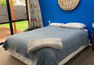 Luxury in Papamoa - perfect for 2 families.