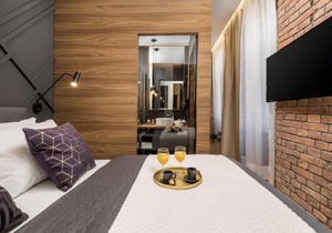 Luxury Number 1 Apartments
