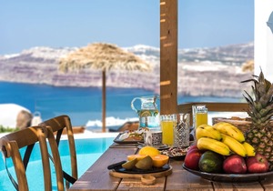 Luxury Santorini Villa |Summer Lovers Villa Private Pool | Hot Tub | Panoramic Caldera View | Akroti