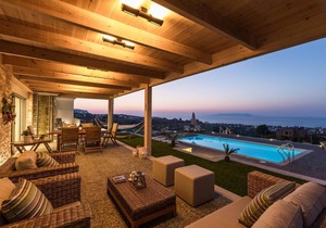 Luxury Villa GG with private heated pool
