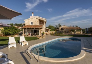 Luxury villa Lemaliante with pool, sauna and whirlpool