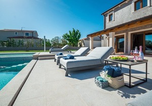 Luxury Villa Mabuhay in a quiet part of Istria