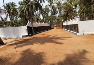 M R Beach & Cottages - 7