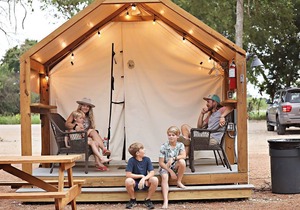 #M Son's Rio Cibolo - Glamping Cabin