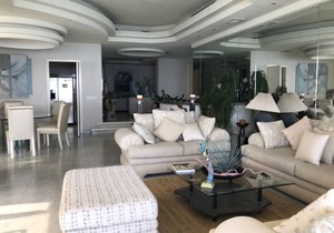 Magnificent Acapulco Beachfront Penthouse