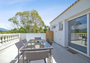 Maison de 3 chambres a Ajaccio avec magnifique vue sur la montagne jardin clos et WiFi a 5 km de la plage