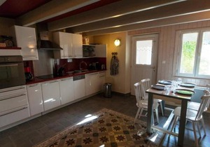Maison de charme au cœur du Palais avec jardin, proche commerces et plage - FR-1-418-77