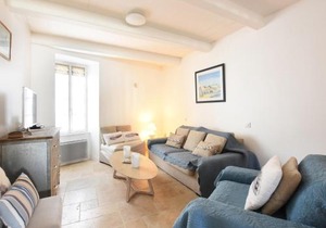 Maison de village à Ars-en-Ré, 9 pers, à 300m du port, jardin, Wi-Fi, idéal pour familles - FR-1-258-83