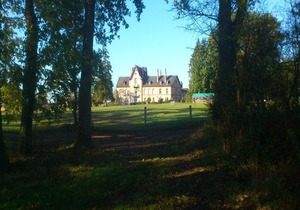 Majestic Holiday Home in Clesse with Garden