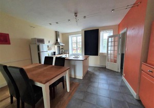 Majestic Holiday Home in Clesse with Garden