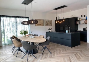Majestic villa in Zeewolde with garden