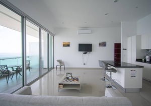 Malecon Location Torre eMe #1501 with Pool