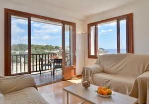 Mallorca front line apartment with terrace