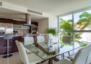 Mareazul Casa Quetzal (Sur) by RedAwning