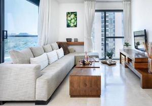 Marina Apartment With Stunning Views
