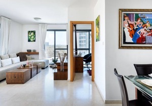Marina Apartment With Stunning Views