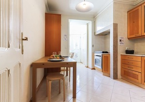 Marquês de Pombal | Private Bedroom | 8 guests in Lisboa