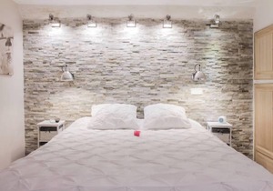 MarseilleCity - Deluxe Room "Courtyard Side 1"