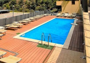 Mediterranean Apartment Pool & Parking