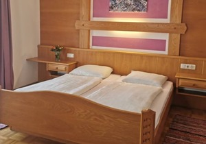 Mehrbettzimmer - Gasthof Pension Steinberger