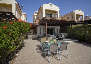 Meneou Beachfront Villa