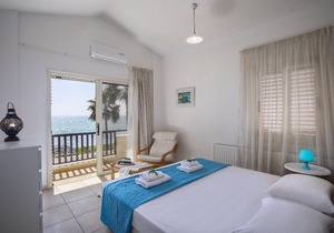 Meneou Beachfront Villa 5