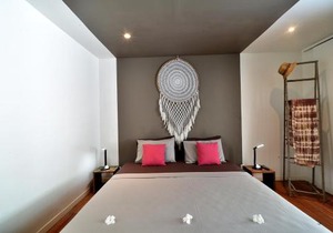 Meno Suites