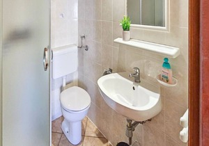 Mia (MLK370) by Interhome
