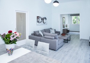 Minimal 3 bedroom apartment in Glyfada
