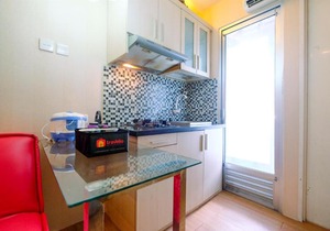 Minimalist 2BR at Kalibata City Apartment By Travelio