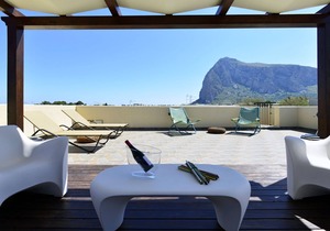 Mira6 - Terrace with solarium - San Vito Lo Capo, 550 meters from the beach -