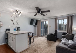 ML269| Ski In/Out | Mountain View | Sleeps 8