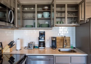 ML316 Stylish Modern Breathtaking Mtn Trail Views