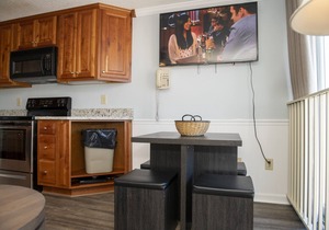 ML343| Ski-in/Ski-out 2BR Sunset View | Sleeps 8