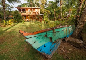 Modern 1BR ❤️Ocean, Jungle, Sunsets + Walk to Surf