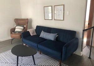 Modern 3 Bedroom near downtown w yard