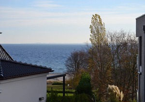 Modern apartment for 3 people with sea view near the beach and marina
