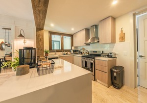 Modern apartment with lake view in El Portillo QB