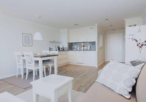 Modern. Bright. Close to the beach. - Hanseatic House