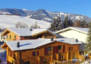 Modern Chalet in Kaprun with Jacuzzi