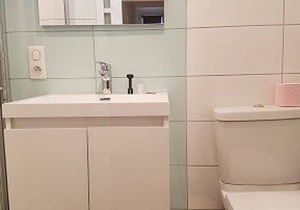 Modern Duplex Apartment, 6 Guests, Central Location
