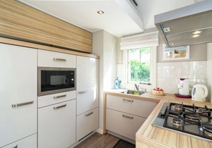 Modern Holiday Home in Kattendijke with a Garden