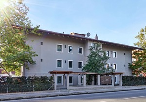 MODERN SUITE - 82sqm 1st floor - opt. 2 pers. - south-facing balcony, WLAN; NEW! SAUNA HOUSE!