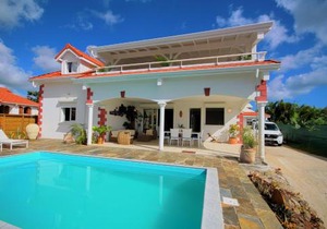 Modern villa closed to the beach (MQSL16)