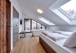 MODERN with FLAIR of TRADITION - ATTIC GROUND- 92sqm - 2 persons - ROOF TERRACE