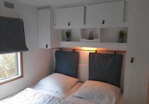 Moderne stacaravan, de Kajuit 442 vakantiepark Bergumermeer