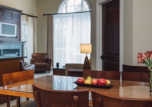 Mont-Tremblant - Château Beauvallon - Three Bedroom Suite-Free resort shuttle!